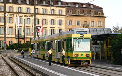 瑞士纳沙泰尔公共交通指南